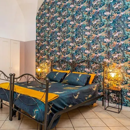 Town Apartment